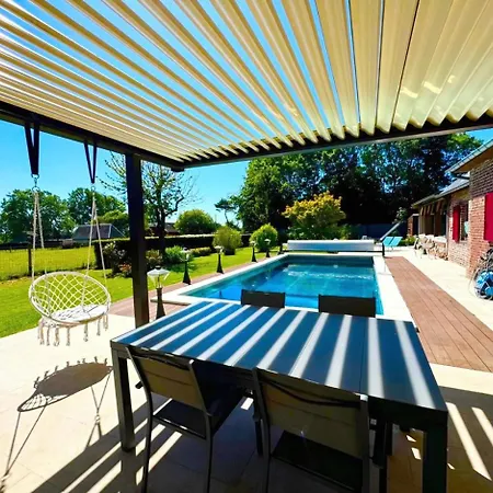 La Normande - Piscine - Jaccuzzi Encastre - Wifi Fibre - 6 - 4 Tv 4k - Jeux Enfants - Luxe Bosc-Mesnil